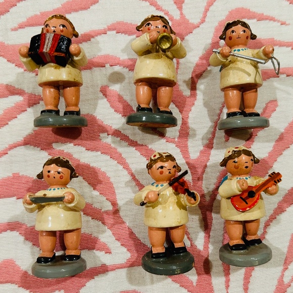 D3-Vintage 50's Erzgebirge Orchestra Angel Playing Accordian Figurine - Picture 7 of 9